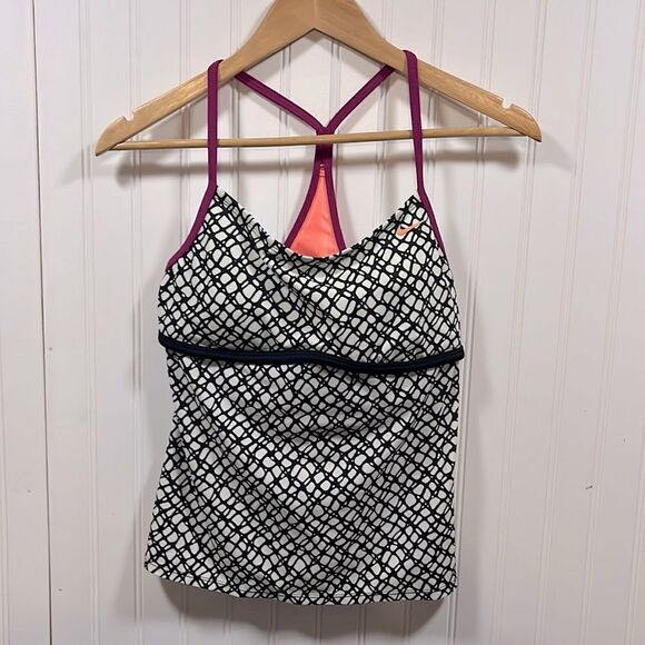 Nike patterned racer back swim tankini - Picture 1 of 4
